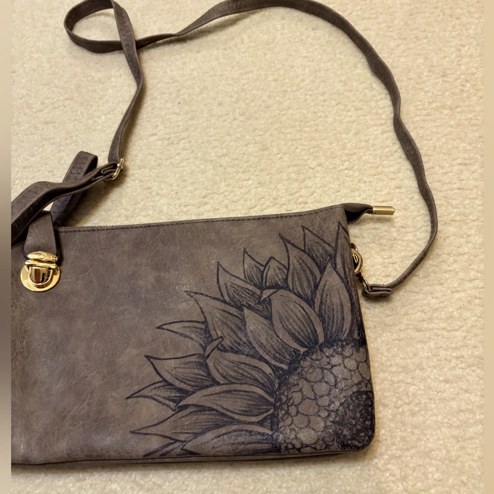 Handbag Crossbody & Wristlet Brown Sunflower Incredible Storage N’Gil